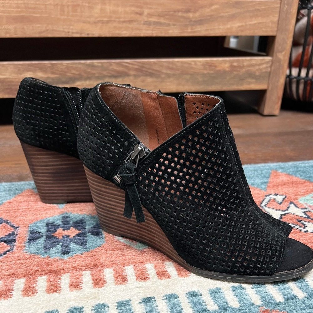 Lucky Brand wedge Booties - Picture 9 of 9